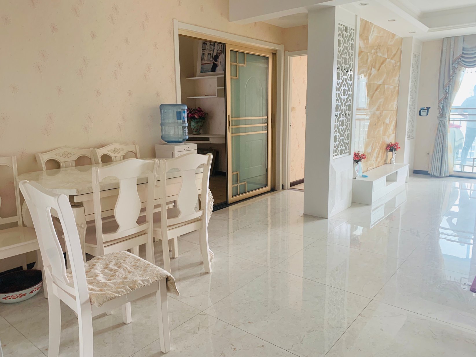 天诚缘精装三房，电梯中间好楼层