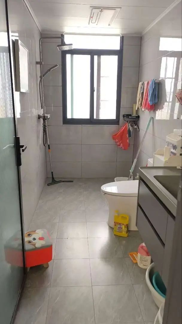 捡漏，老城区，肉联宿舍，130平，30w，装修成色新