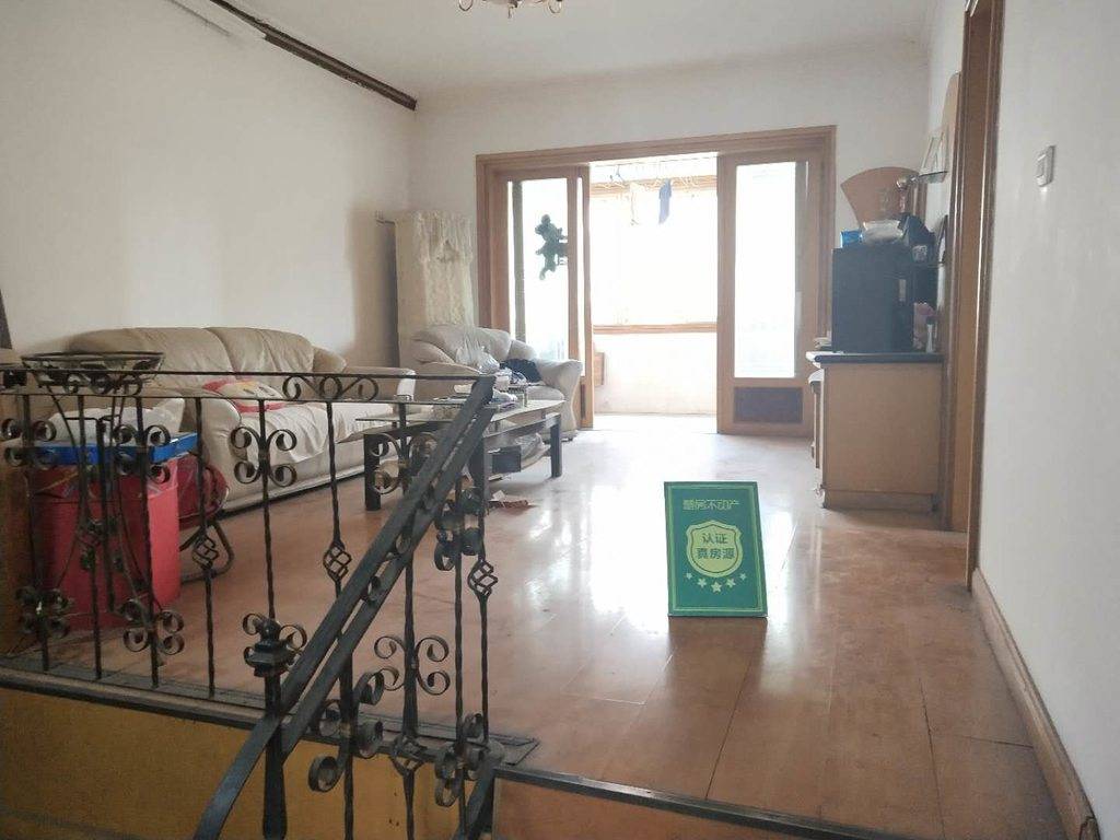 老城区西桥华宝芙蓉花园三房楼层好地理位置优越好房看房方便