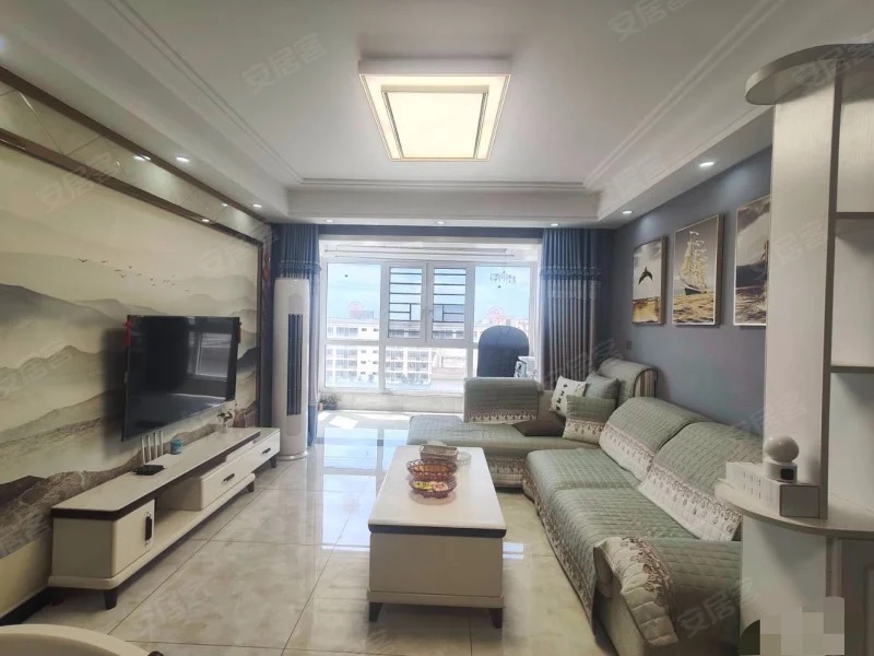 城南，​荣怀，小高层，好楼层8楼，精装三房两卫，成色新，采光好