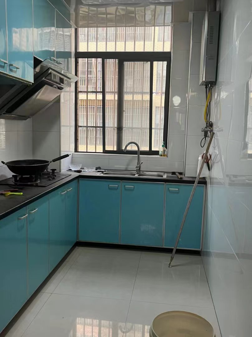 临江雅苑.精装三房.证件满二.看房方便