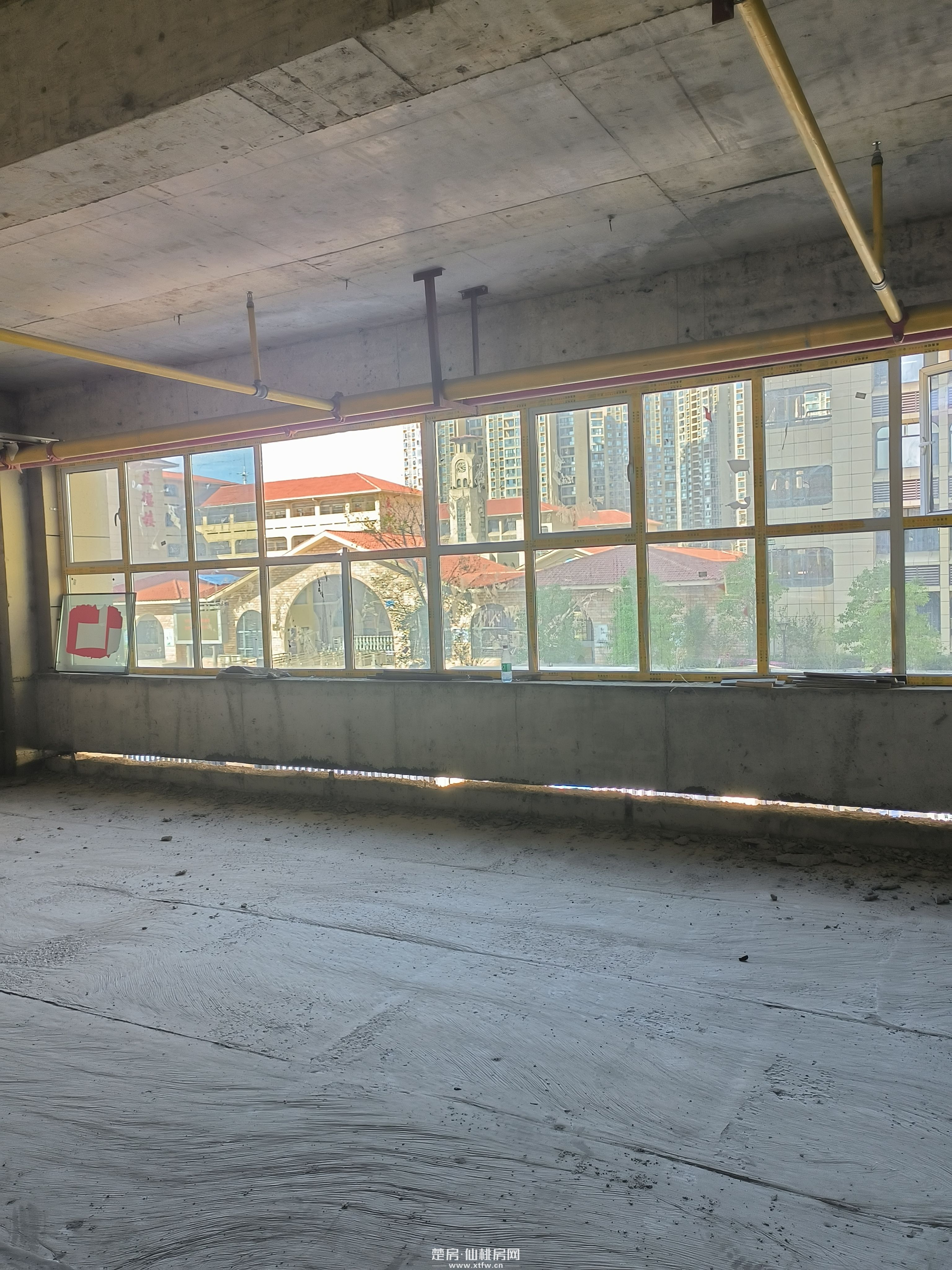 仙桃市沙嘴钱沟南路沔阳清华园3幢S108号商铺