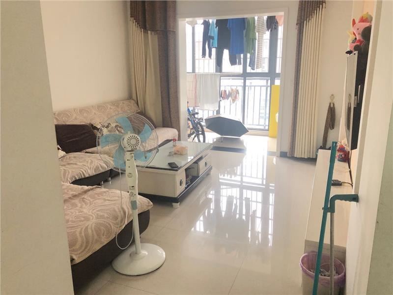 城南城市丽景，精装3房，成色新户型好，证满两年，可按揭