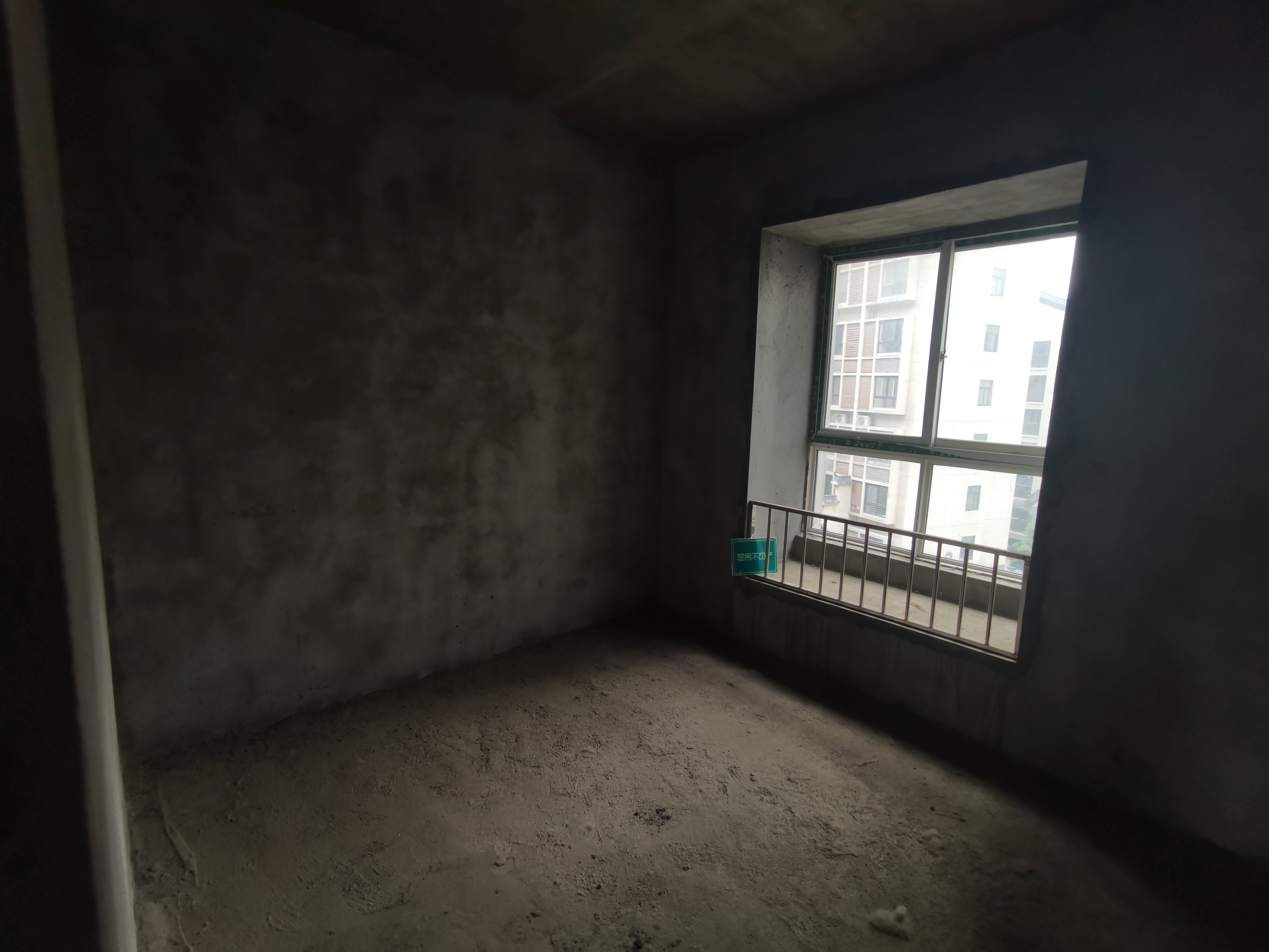 水云间电梯小高层环境优美江滩公园近在迟尺看房方便