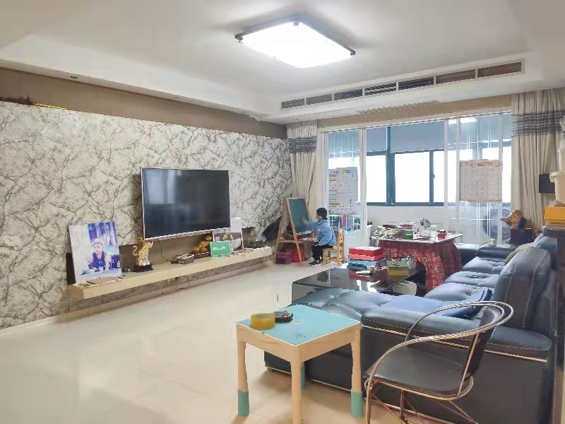 房东急售 城市花园二期 电梯精装修三室两厅两卫