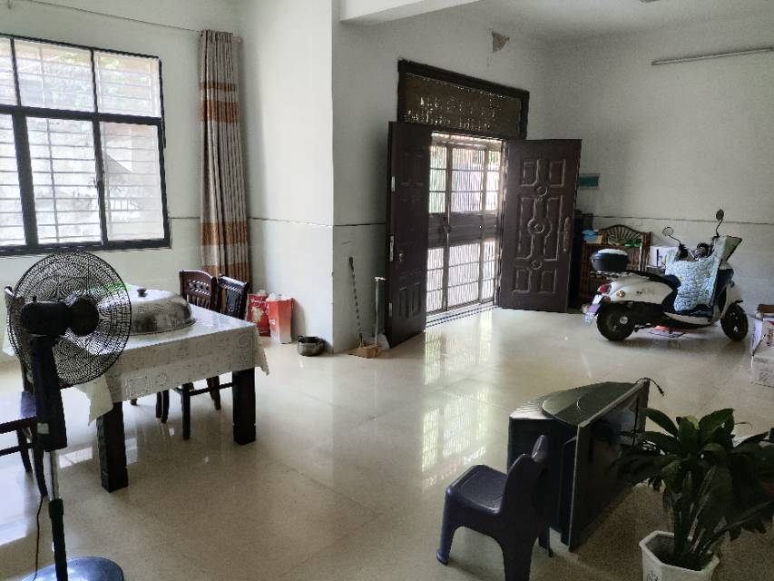 杜台菜场100米私房