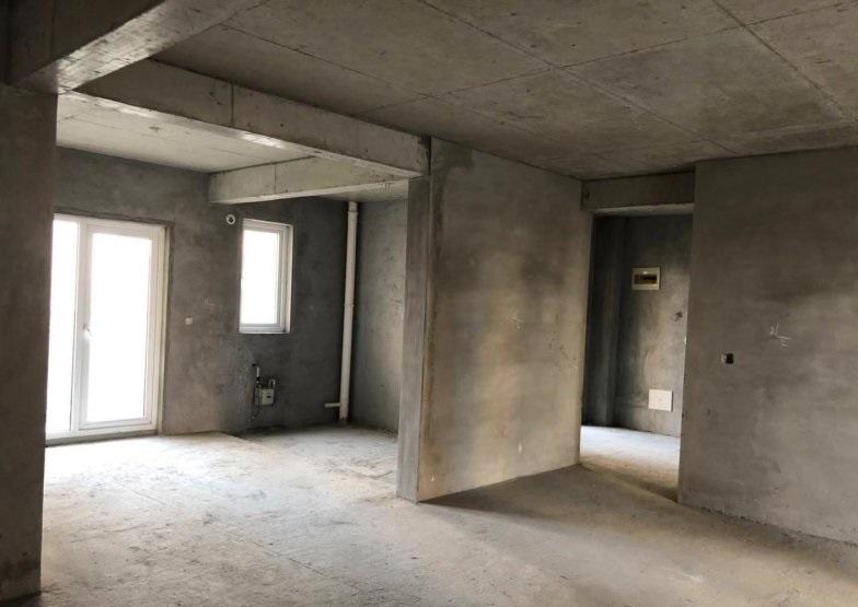 业主急售，证满二，户型方正，性价比高