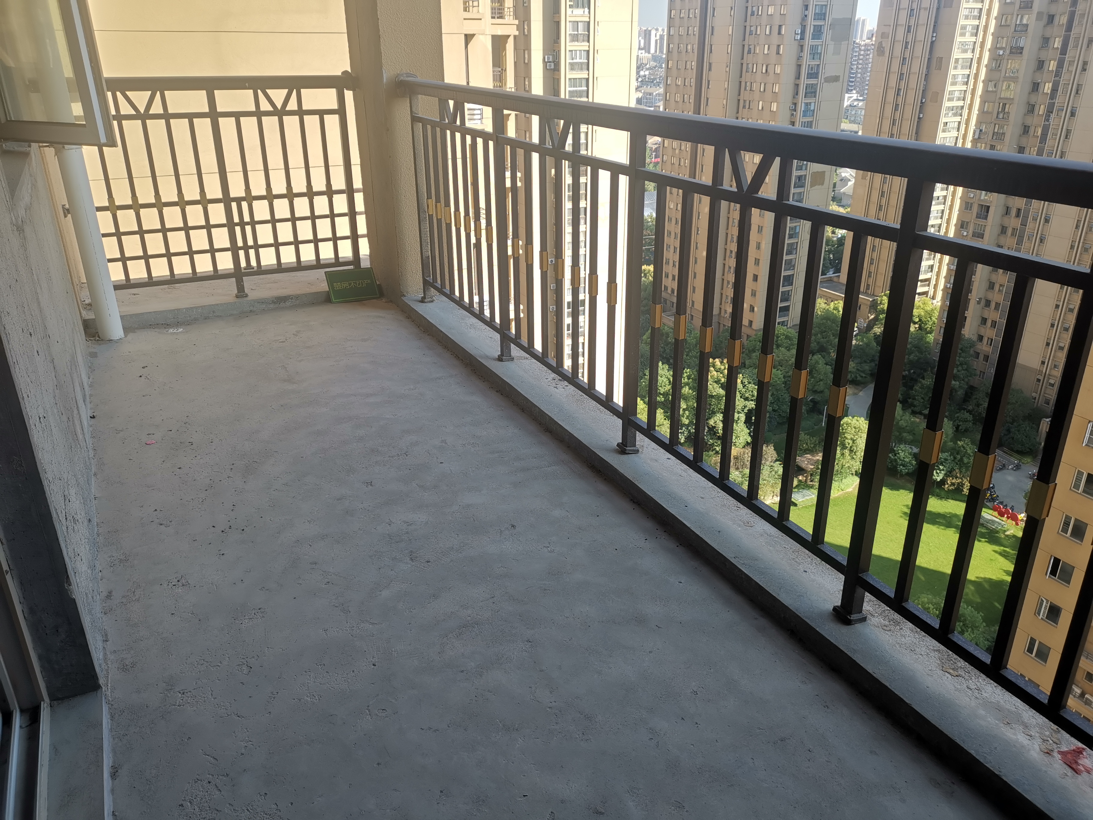 锦绣江山三期边户大三房双阳台产证在手中高好楼层