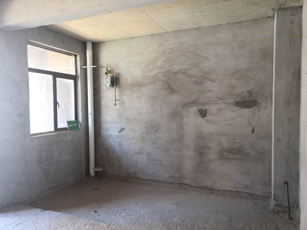 新城一号五期161平洋房中间楼层证满二看房方便