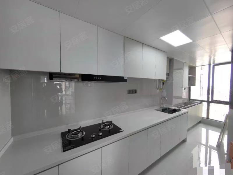 降价了，武商旁边，福星城，全新装修三房，证满二，拎包入住，好楼层