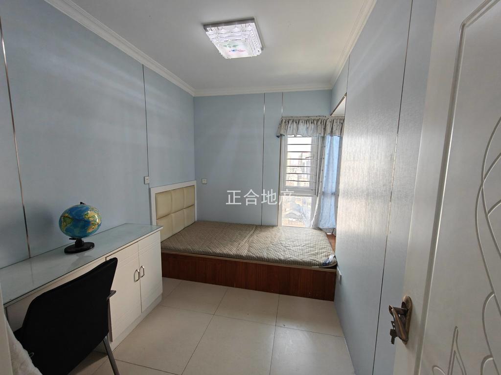 手付9万直接拎包即住！看房打电话！