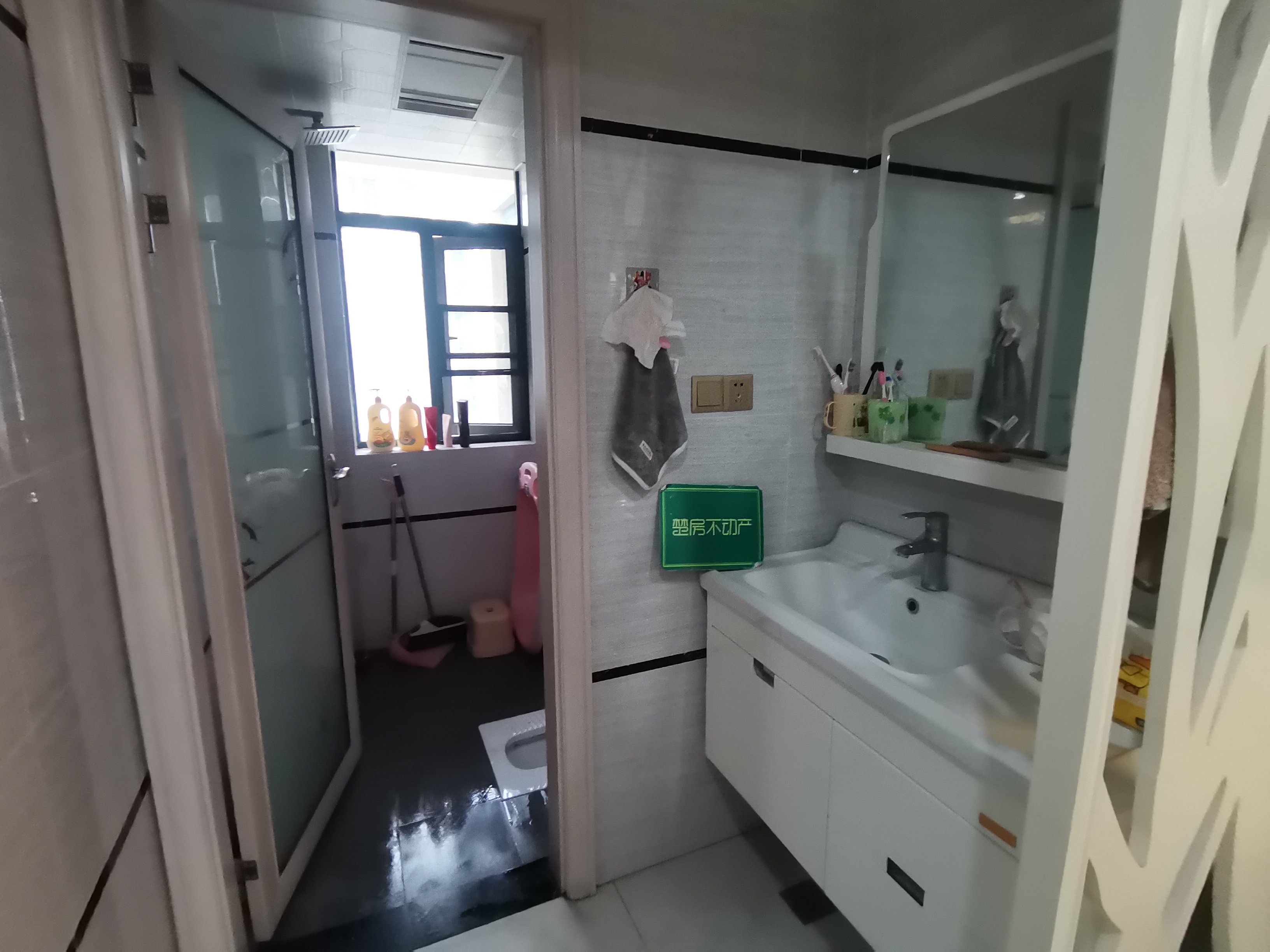 新城一号四期精装三房中间楼层户型方正房东诚意出售