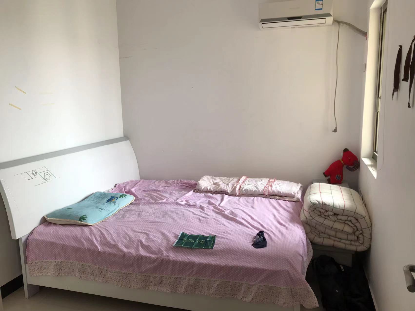 锦绣江山新妇幼旁精装两房可改三房证满二过户方便