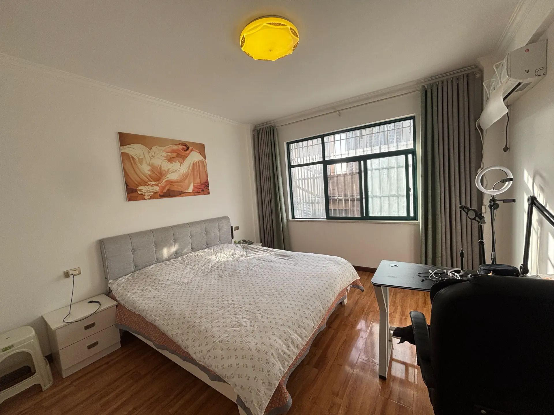 捡漏，步梯三楼，精装大两房，拎包入住总嫁18.8个，证满二