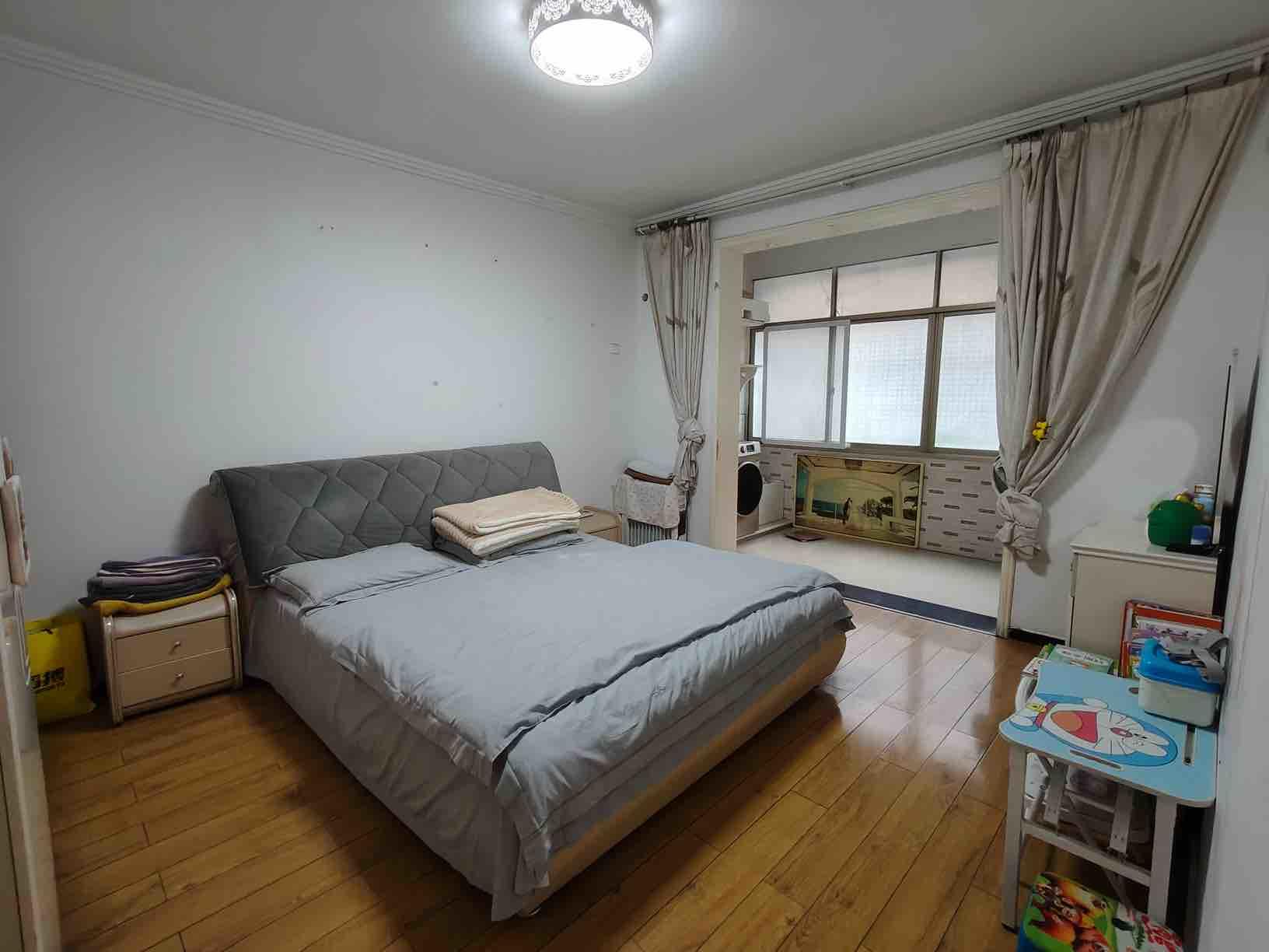 老城区交通路品牌家电家具拎包入住