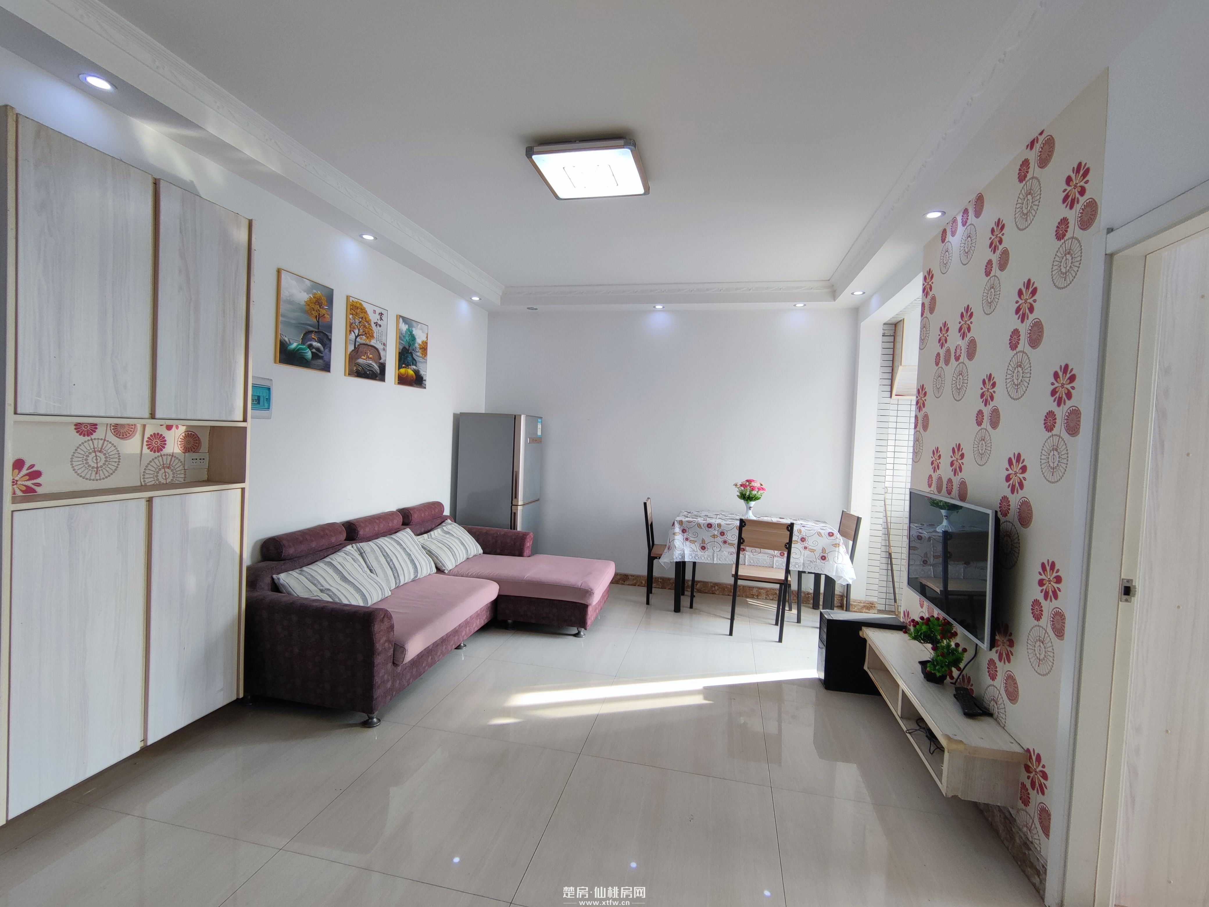 翰墨苑（仙桃一中斜对面）