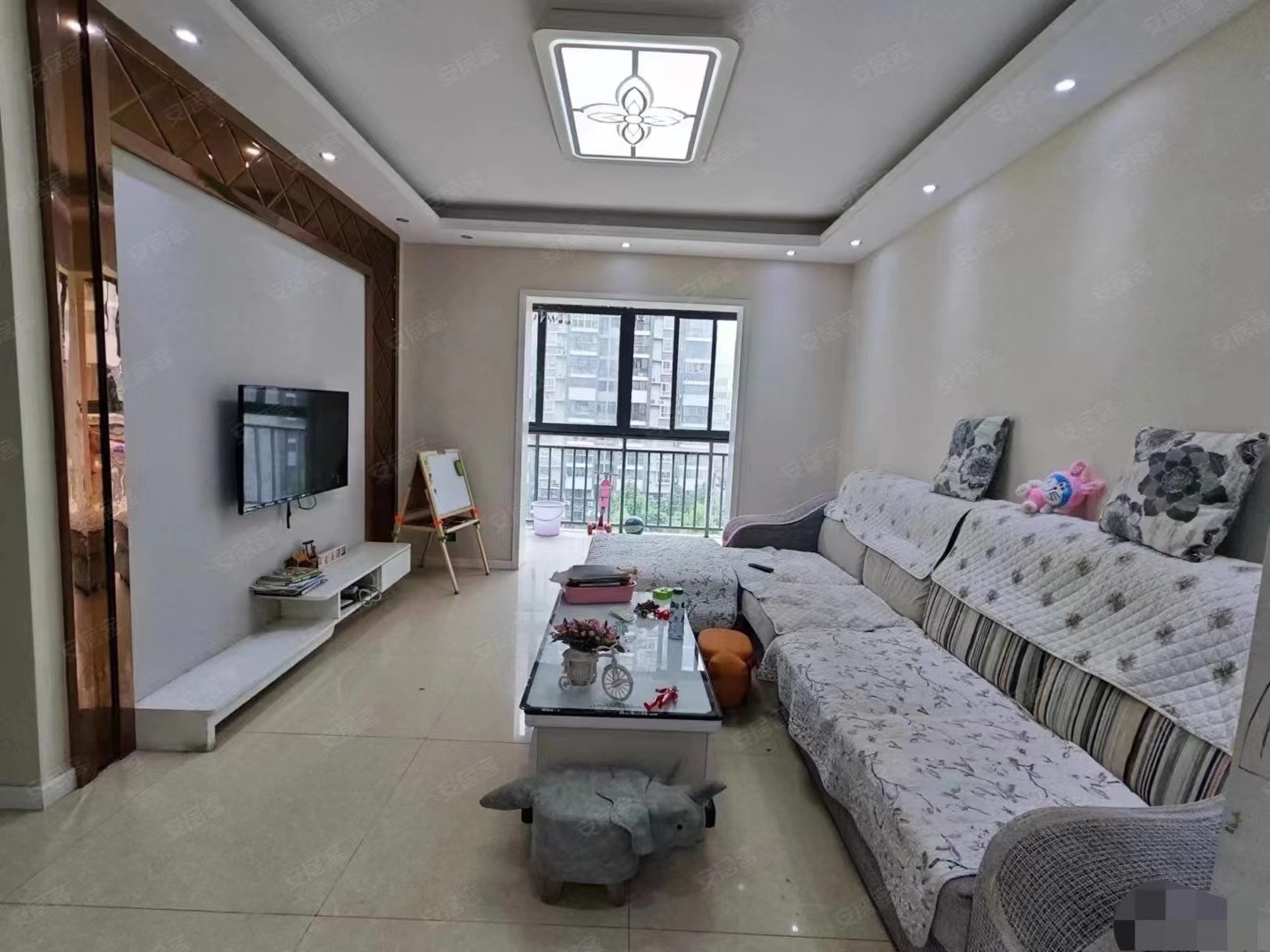 67，城南电梯好楼层，城市丽景，  电梯中层 ， 精装三房，证满二