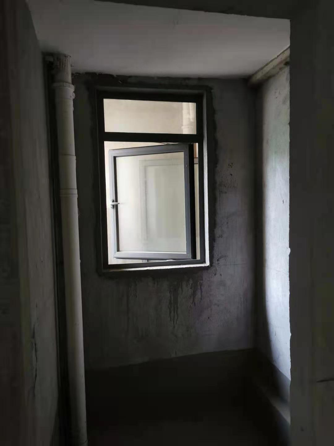 紫菘紫润尚城标准两室两厅一卫两阳台诚意出售