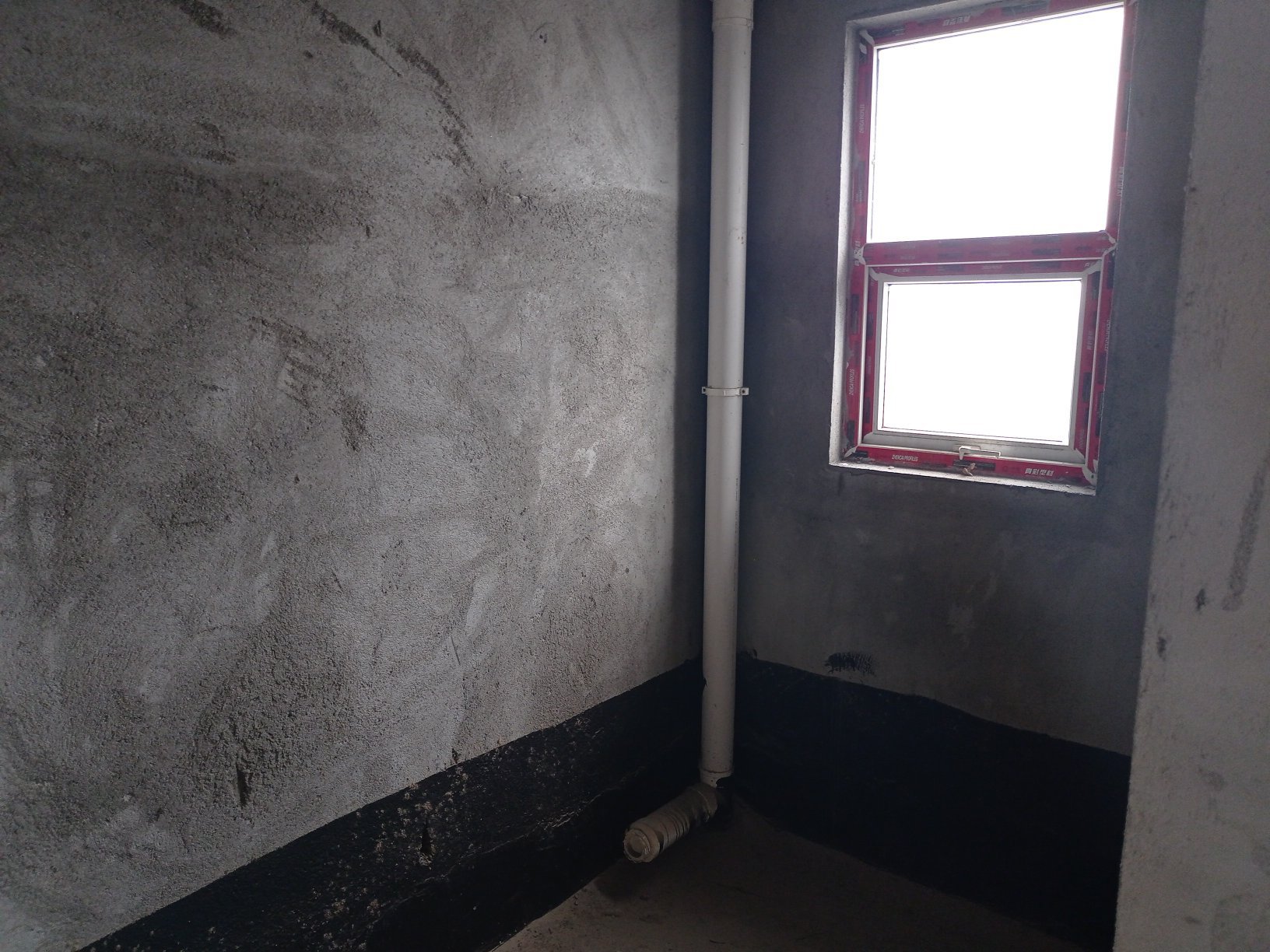 公园旁的家城东公园世家135平毛坯4房76万证件满二有钥匙 看房单价才5600要的速度