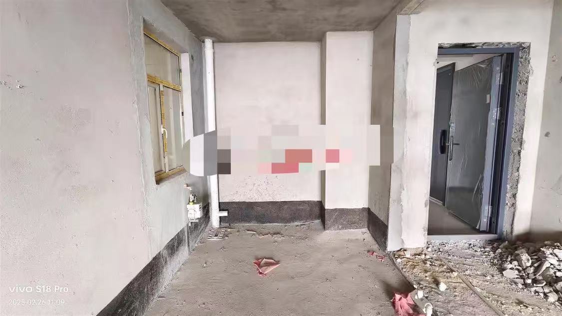 沔阳公园旁，沔阳清华园，毛坯3房，，单价6300，电梯16楼，满二，带车位，采光视野好