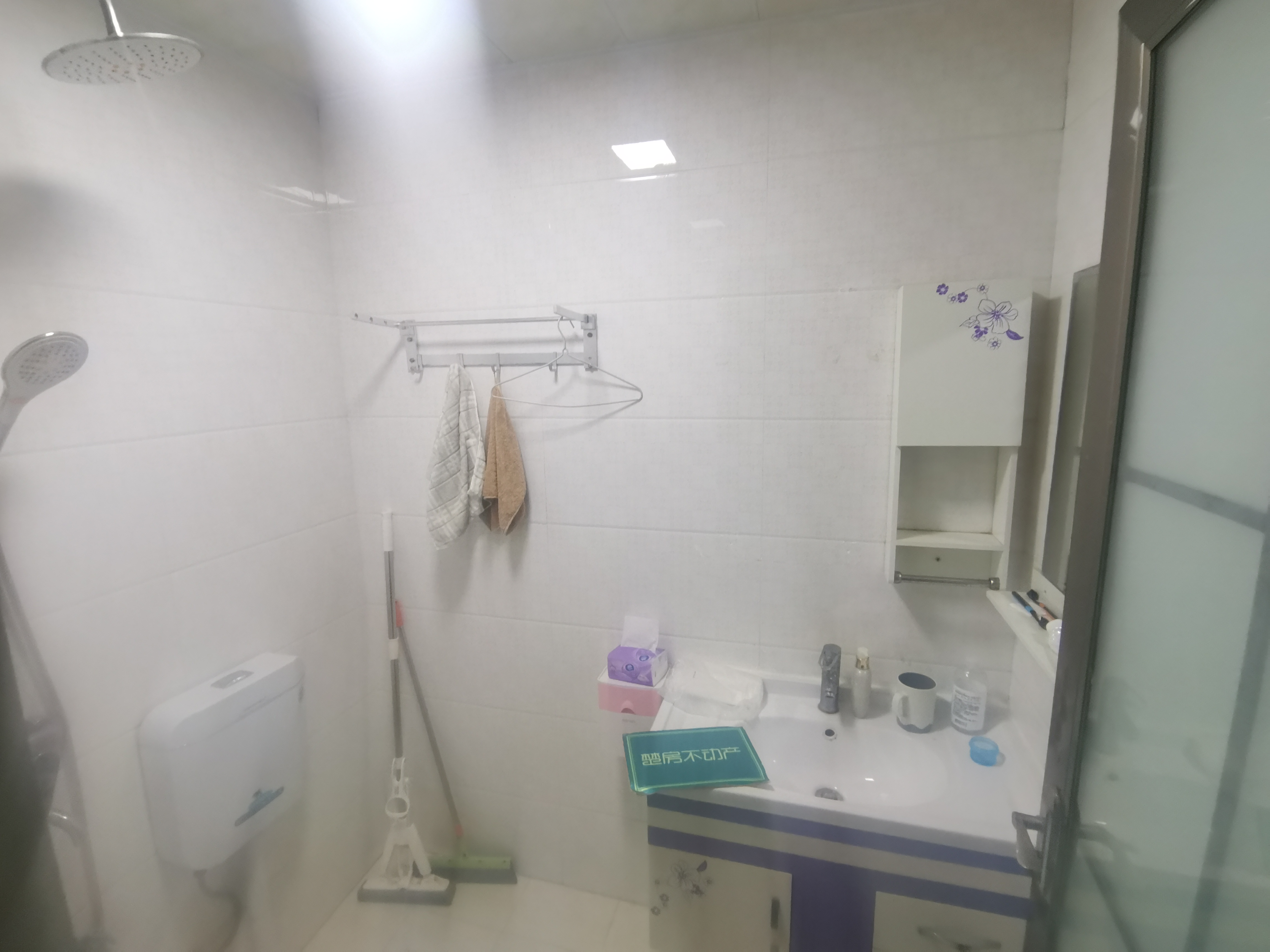 沔中对面学府公寓一室一厅一厨一卫好房子来了，自主陪读养老出租都是不错帝