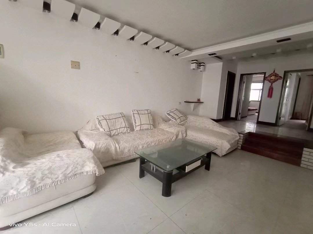 老城区摩托车市场大三房