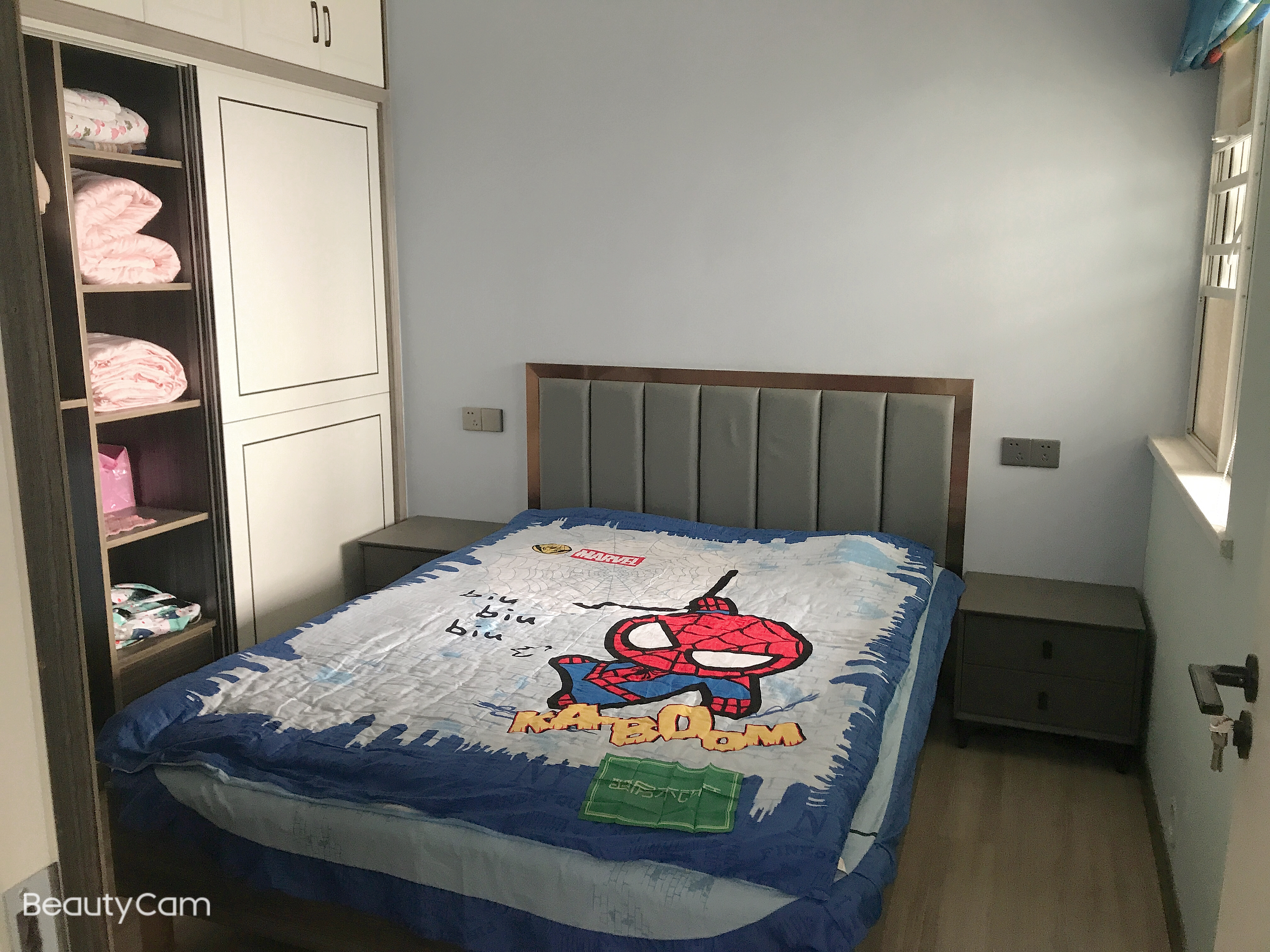 银湖城仙桃站附近小三室电梯好楼层采光好业主诚心出售看房方便