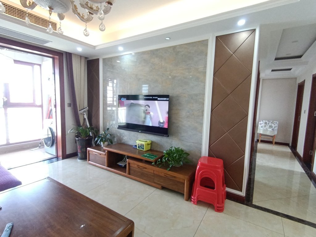 新城一号五期全屋品牌定制精装大三房证件满二看房方便