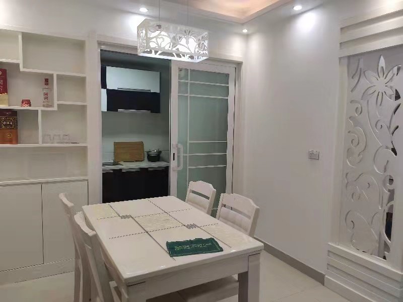 新城一号三期精装三房老证过户费用低看房方便