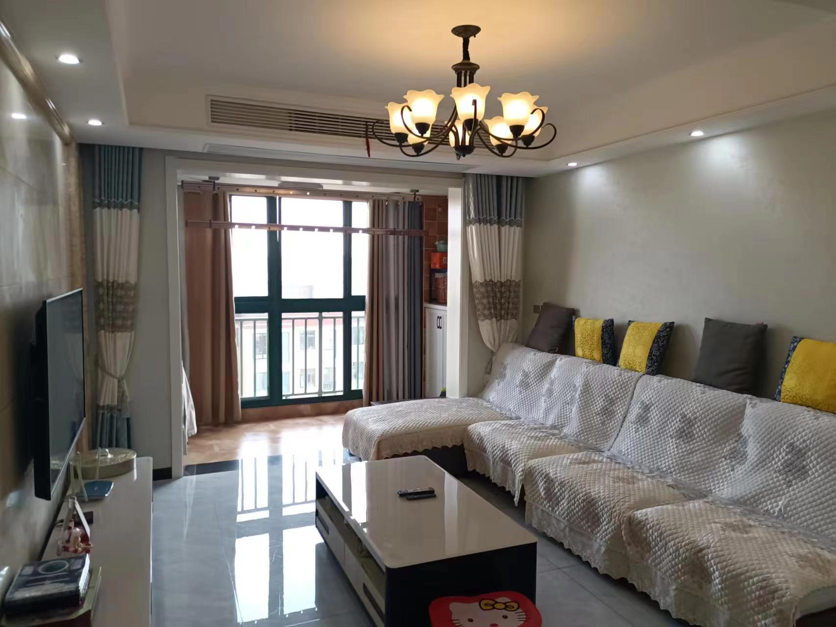 新城一号四期精装三房成色新看房约