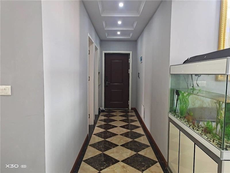 元泰未来城精装三房采光户型好读新三中，拎包入住看房方便