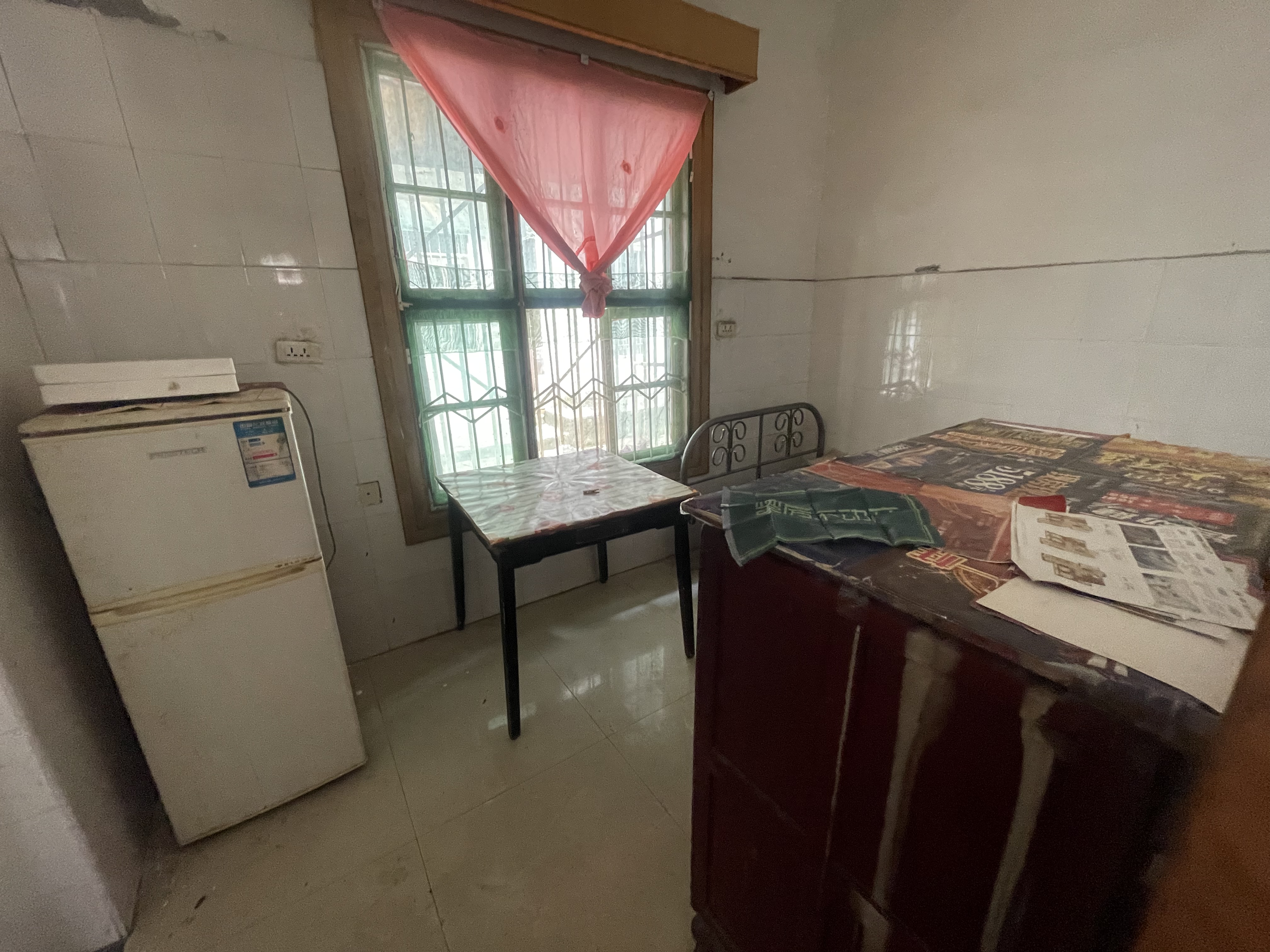 中百对面.大洪社区私房.不动产证在手.好养老好陪读好停车