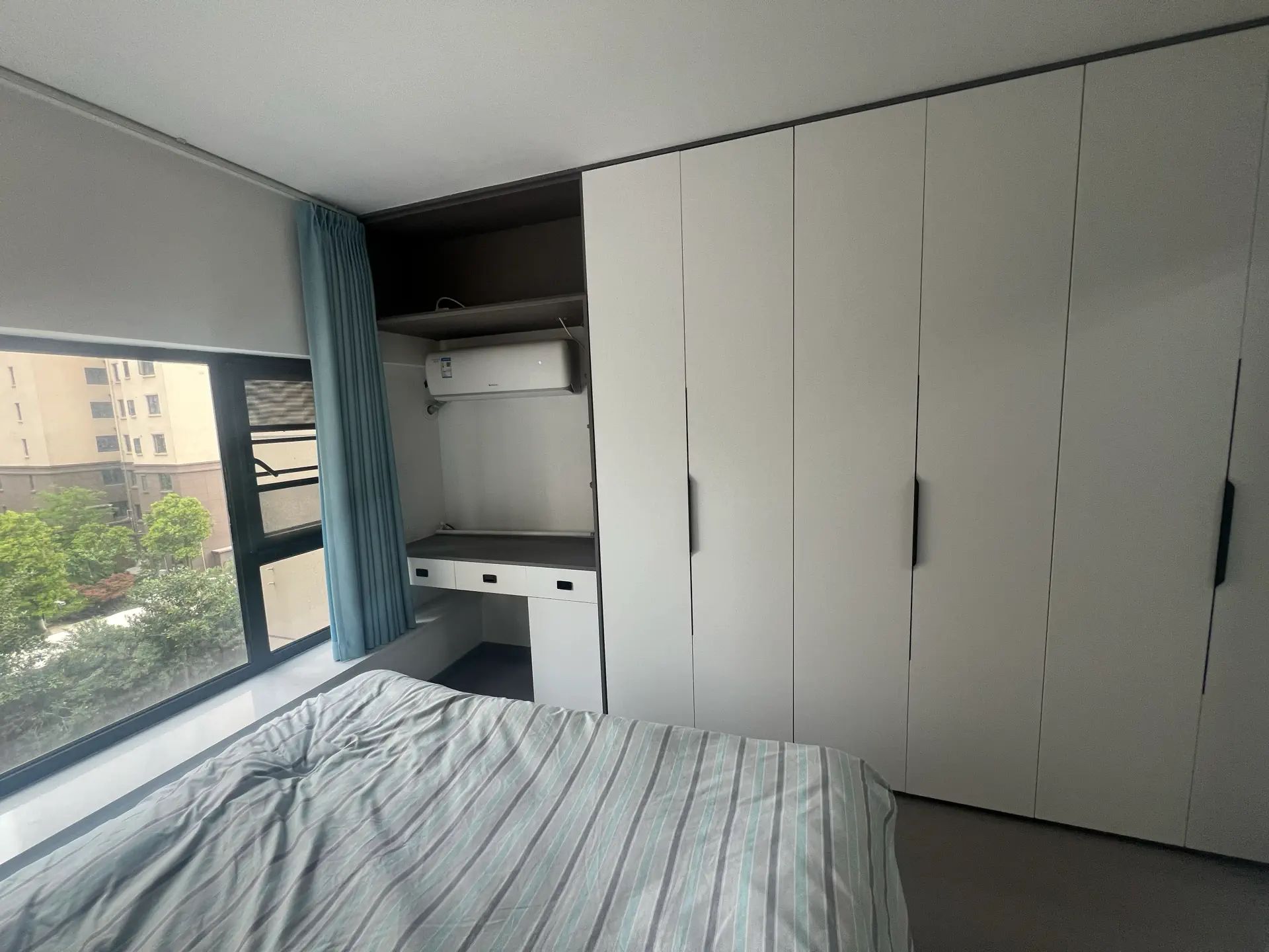 城南，吾悦广场旁，碧桂园公寓，精装两房，一口价29万