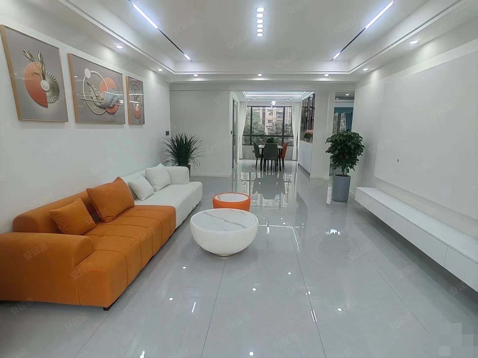 房东诚心出售，城西品质楼盘，精装大三房，南北通透