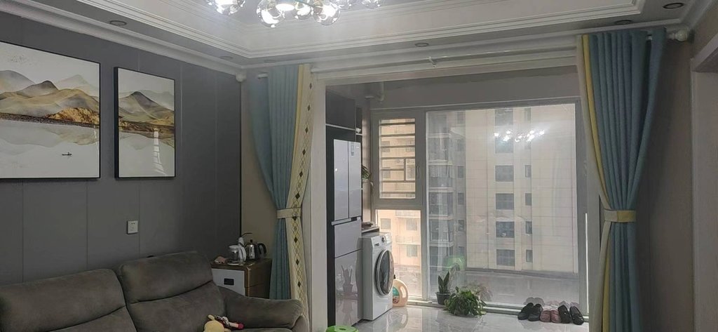 满庭春精装小三房不到六十过好楼层证满五