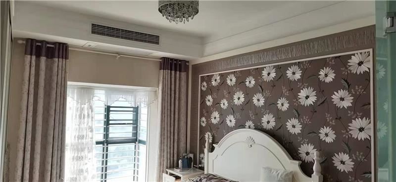 房东急售车站旁时代广场131平大三室采光佳楼层好证满两年