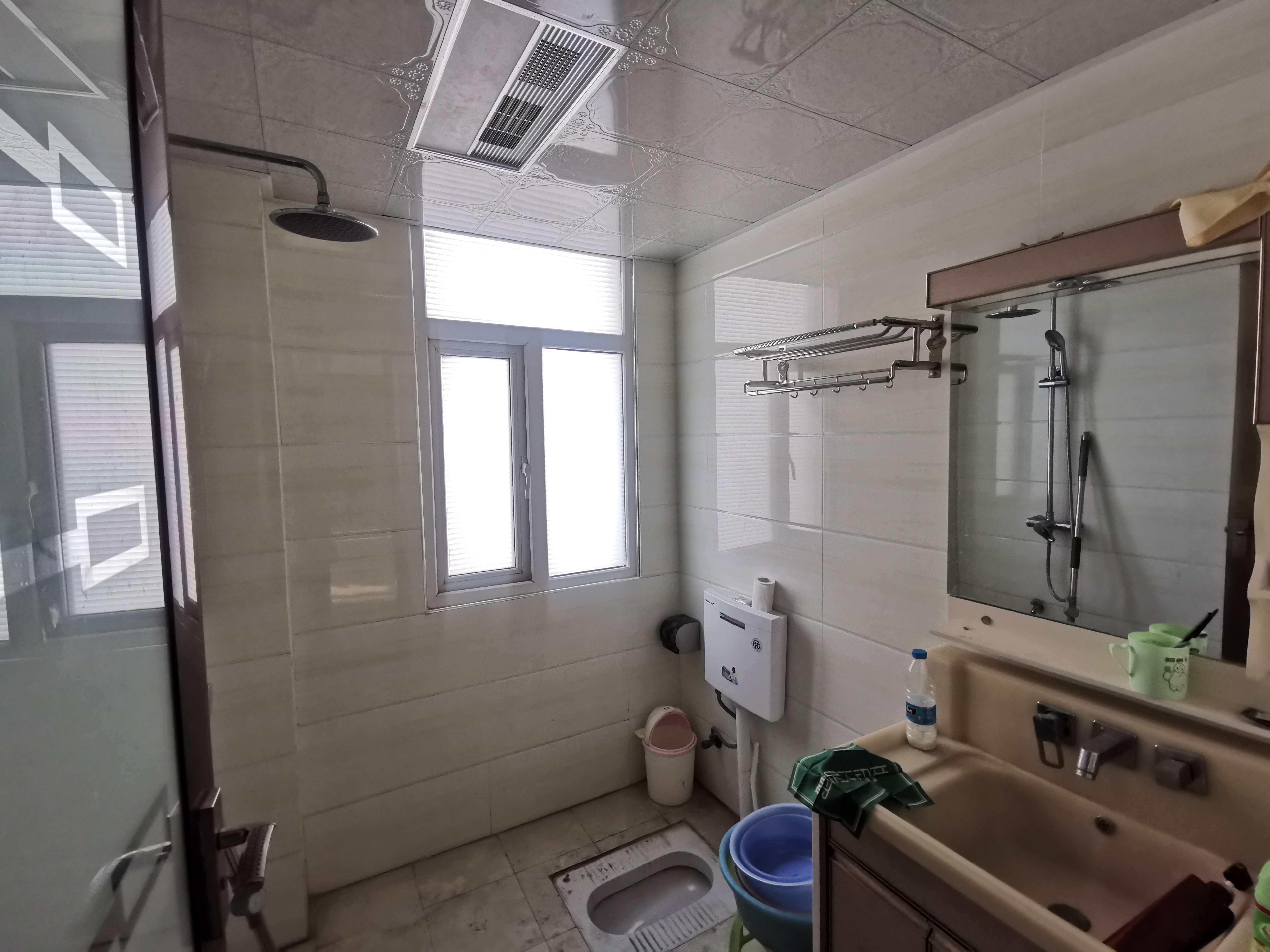 武商对面金帝苑精装三房好楼层诚心出售看房有钥匙