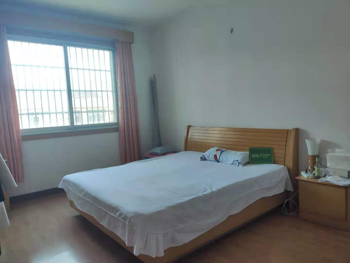 直降4万急售德政园布诺尼拎包入住三室两厅两卫距仙桃 一墙之隔步梯中间楼层