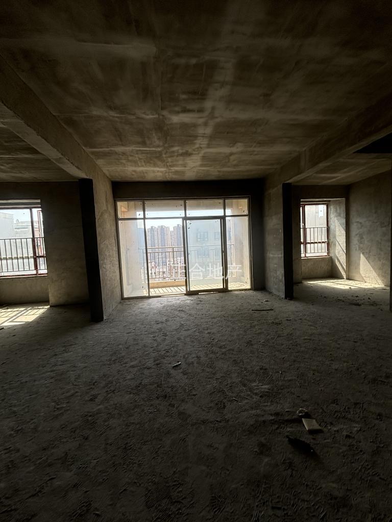 捡漏，城南，沔阳公馆，电梯好楼层，17楼，证件满二，三开间朝南