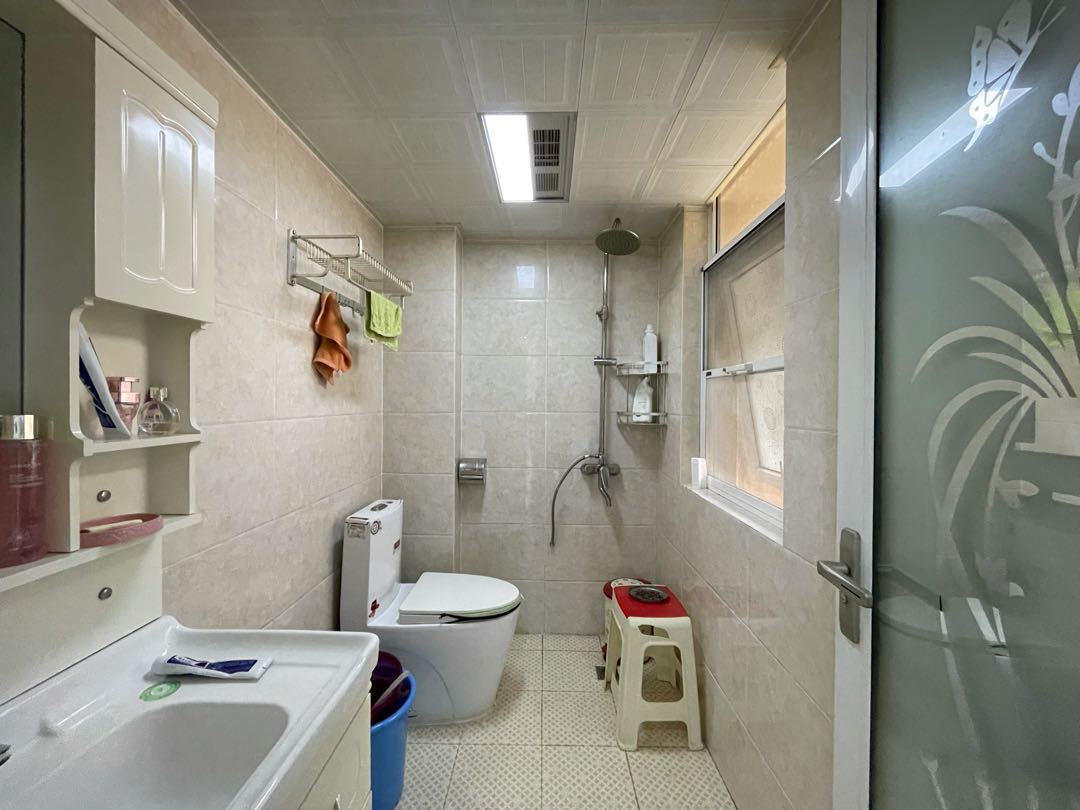 城西锦绣江山精装三房，中间楼层，拎包入住