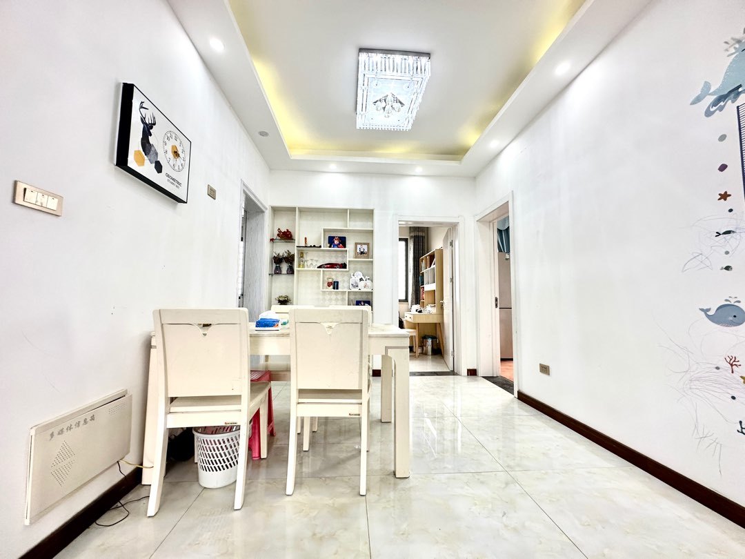 捡漏，御台公馆，精装四房，好楼层，成色新，证满二