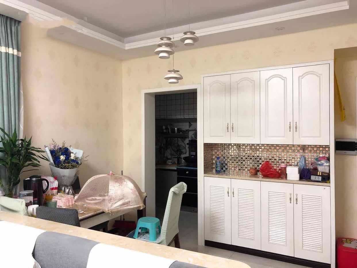 精装修现代森林国际城新二中二小85万拎包入住看房方便