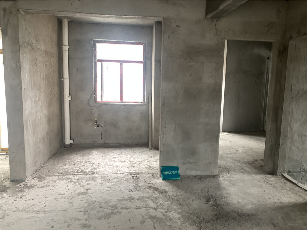 沔阳公馆毛坯四房楼层超好！看房有钥匙刚需四房生活配套齐全欢迎看房