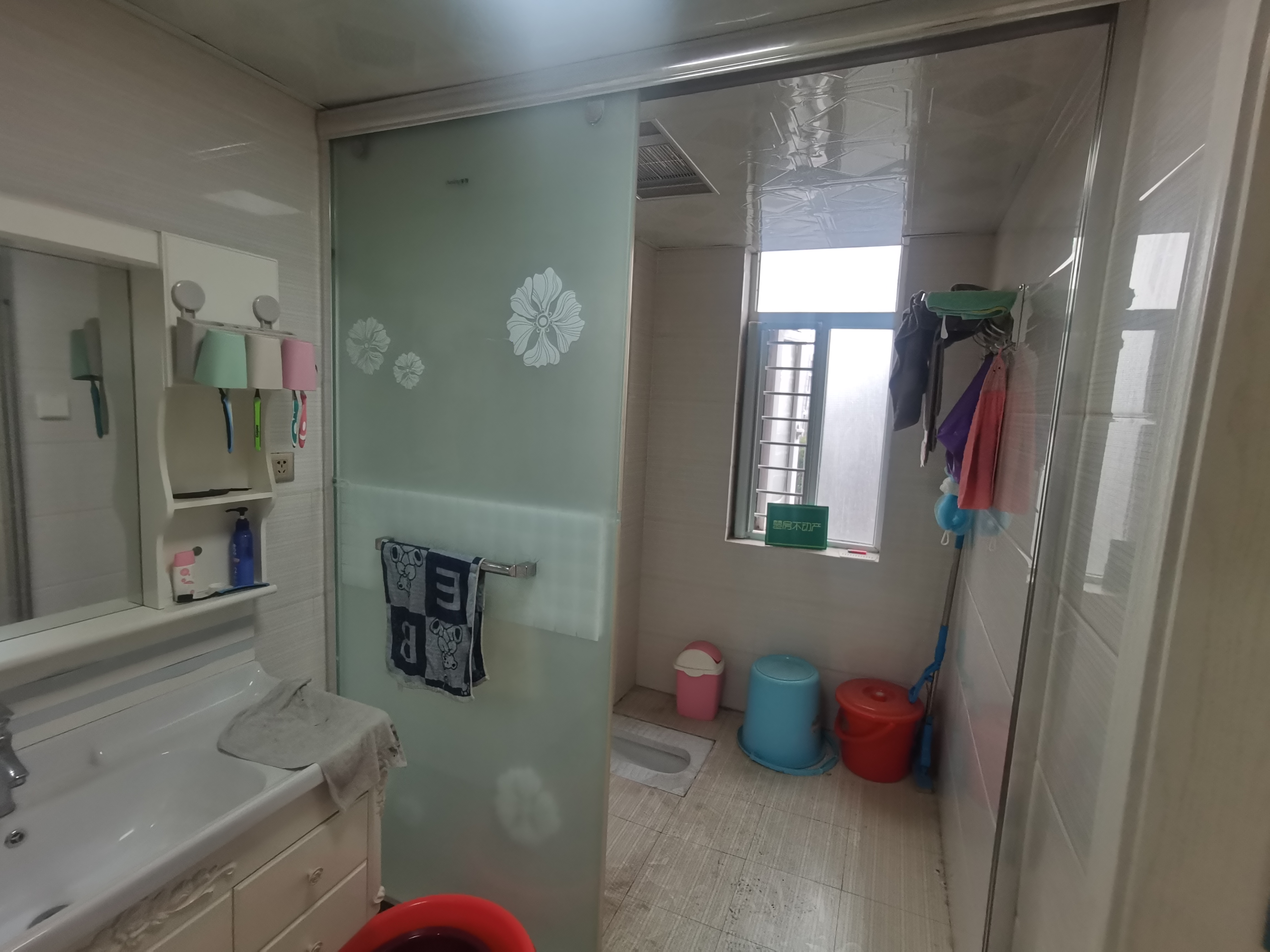 田园国际精装婚房业主急卖看房方便