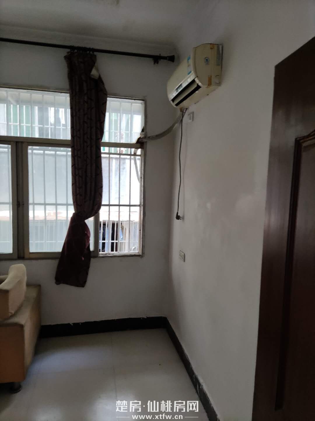 数套房屋出租，2室2厅2卫、2室2卫、1室1卫（5个）价格便宜