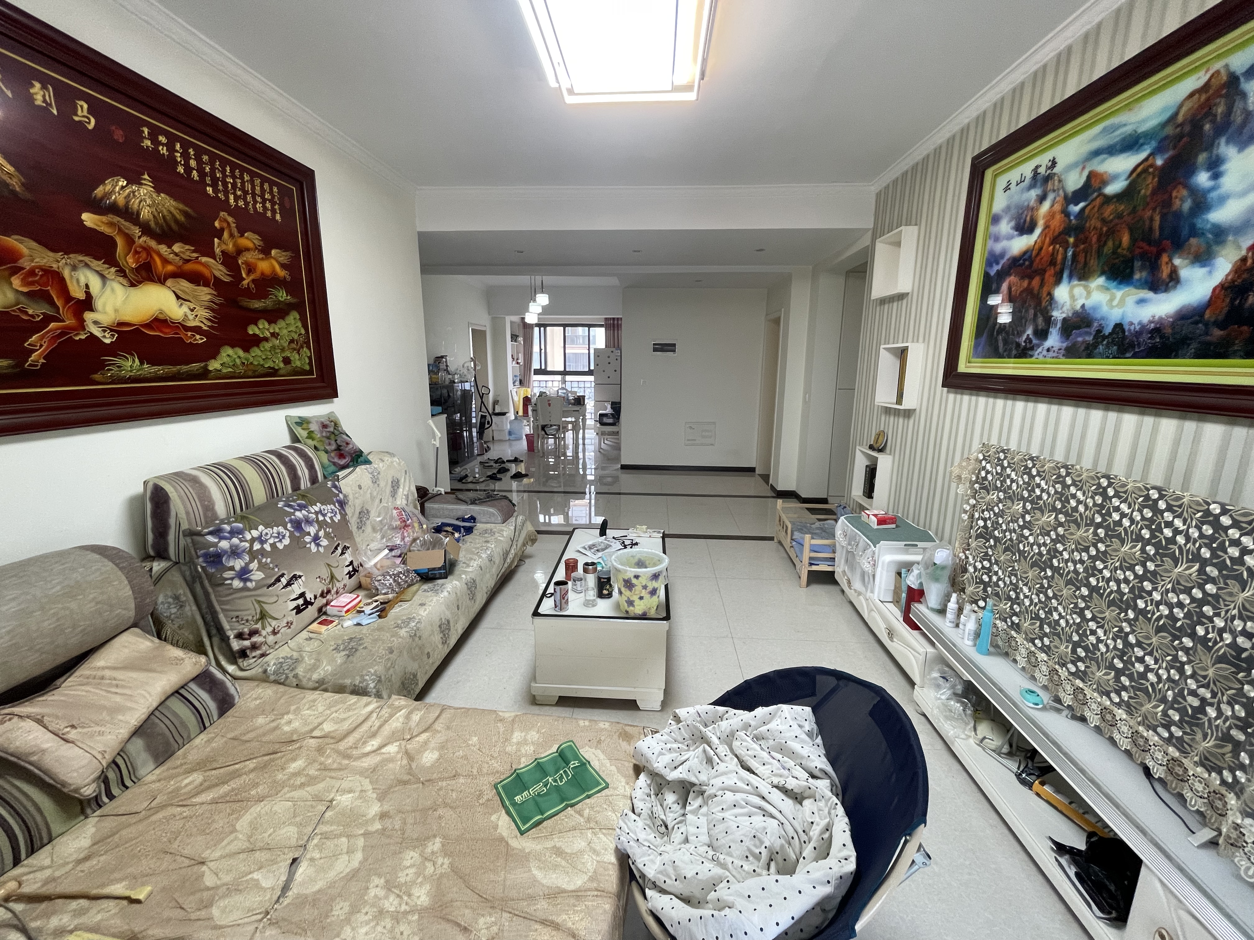 绿地香格里拉电梯小高层三房带装修环境好空气好