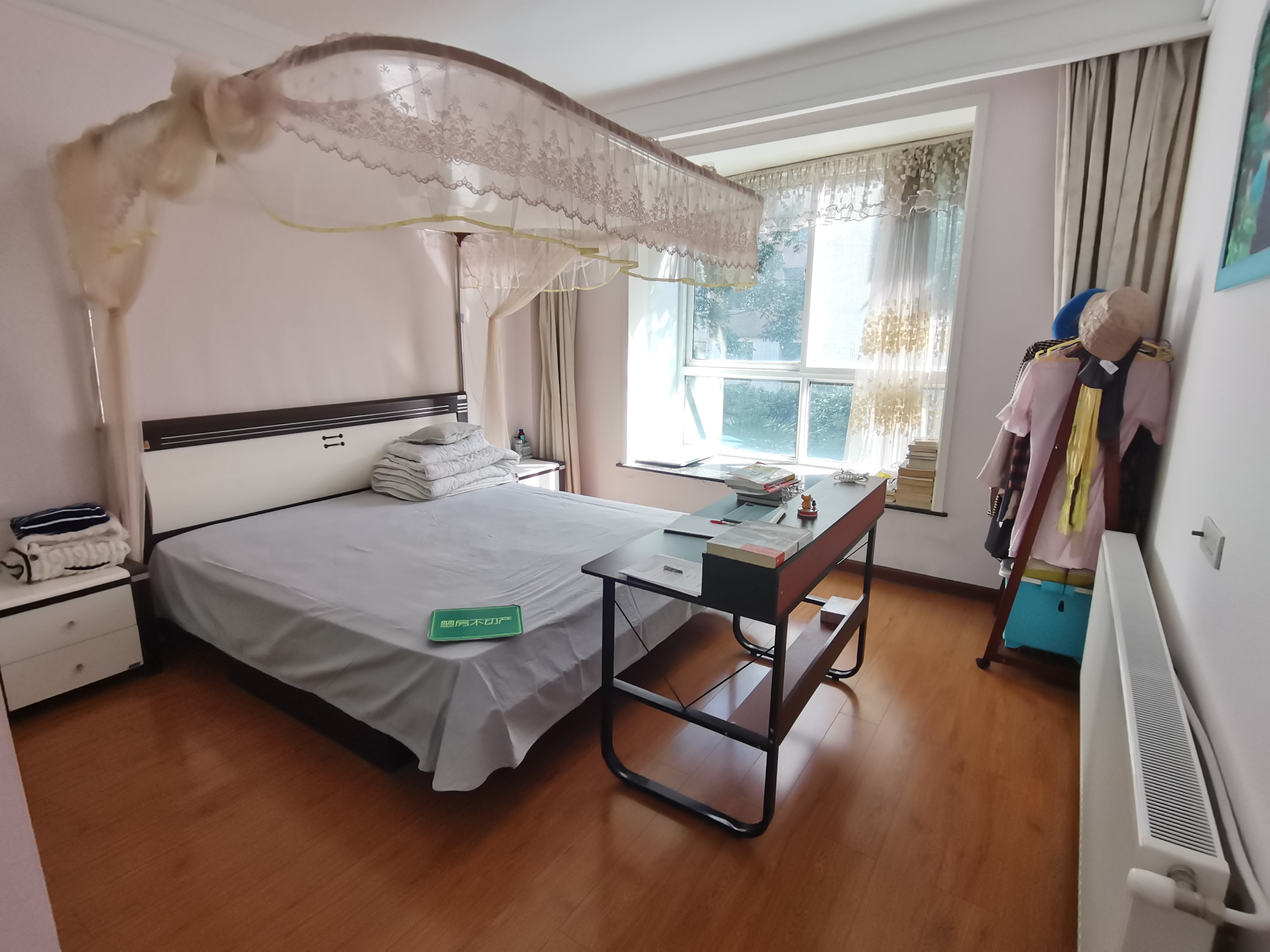 世纪雅园精装三房全屋暖气片中间楼层房东诚意出售