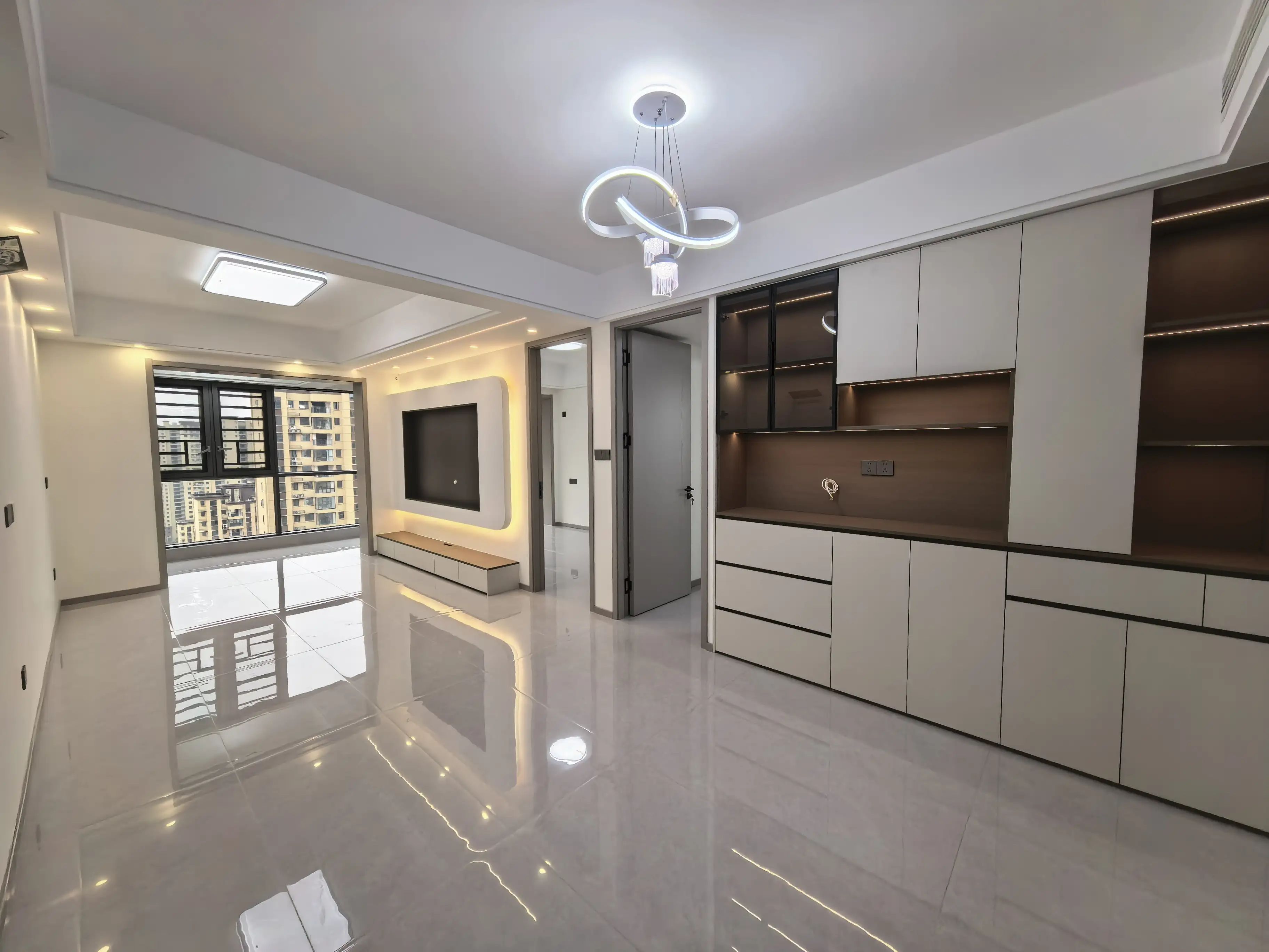 城南，朝阳丽景，边户，全新精装三房，好楼层，可租可售，拎包住