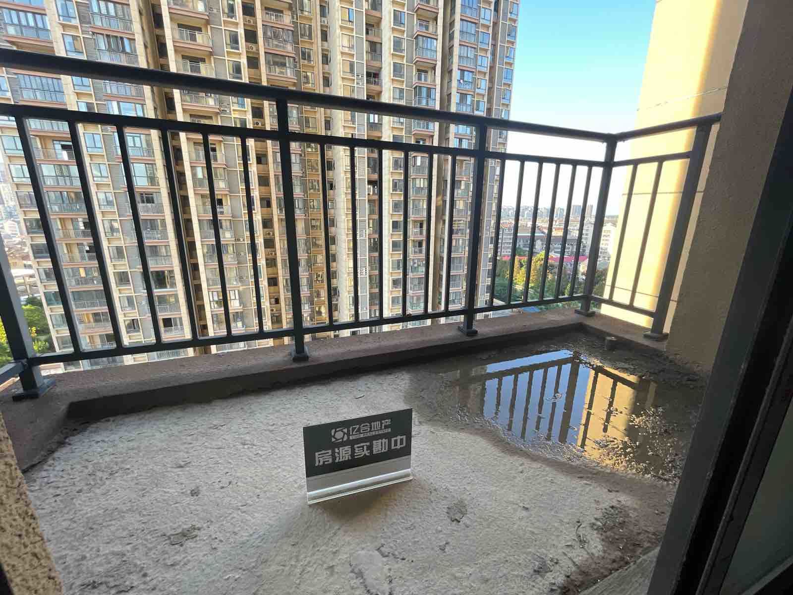 捡漏，康湾一品，单价3080，证件满二，好楼层，实验晓学和三中