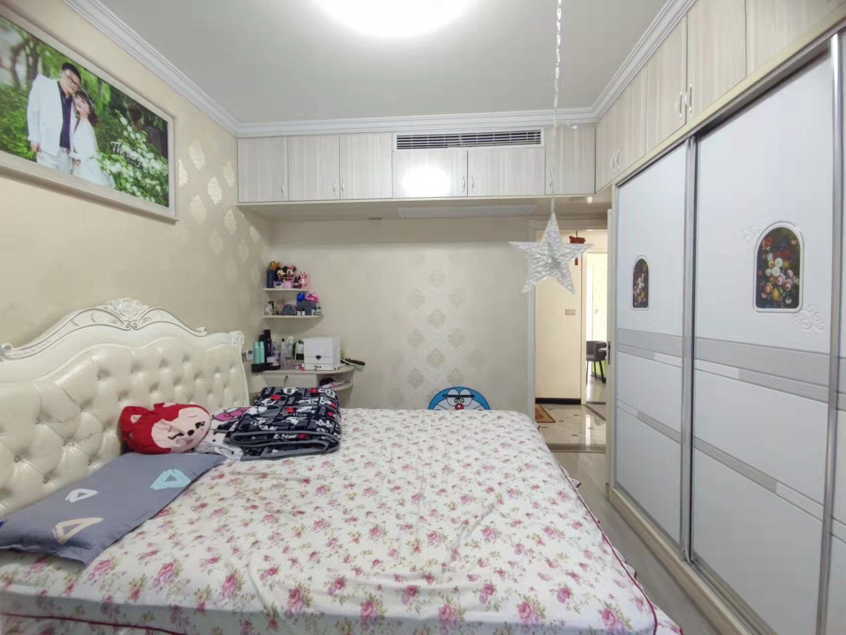 浅水湾精装修证满2年家具家电全部留下，价格可以谈